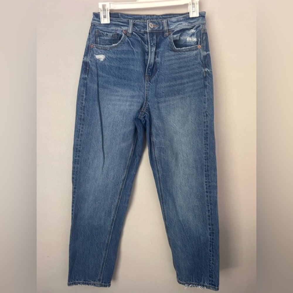 American Eagle Outfitters Distressed Blue Boyfriend Jeans‎